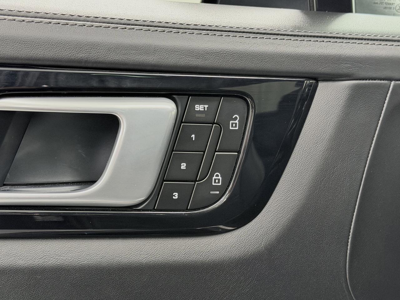 2022 Porsche Cayenne Platinum Edition Newark DE