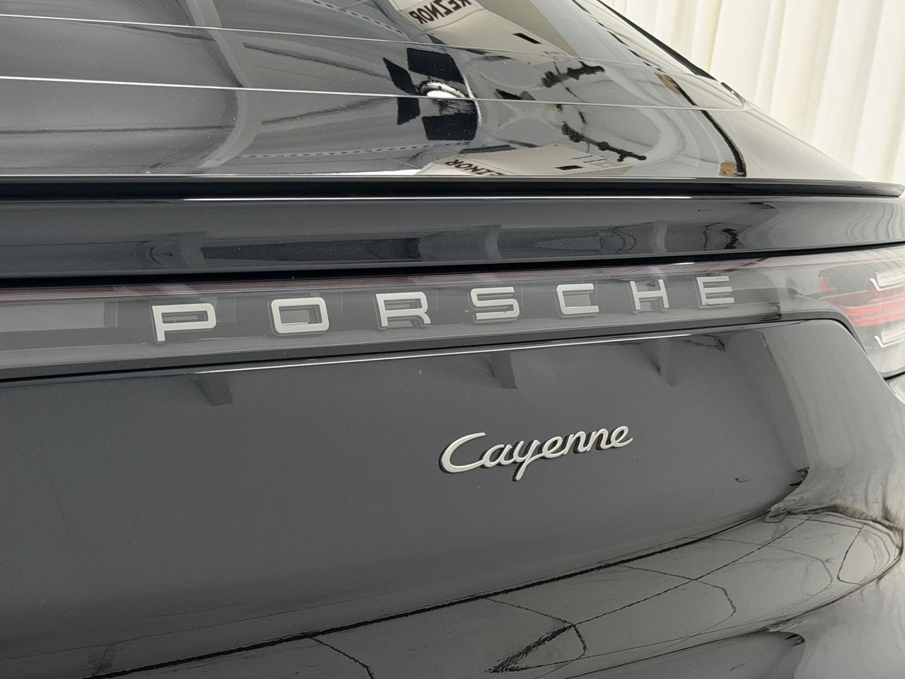 2022 Porsche Cayenne Platinum Edition Newark DE
