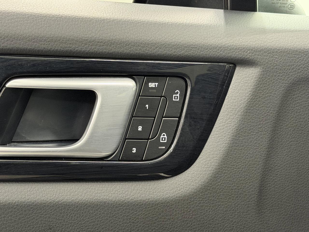 2022 Porsche Cayenne Platinum Edition Newark DE