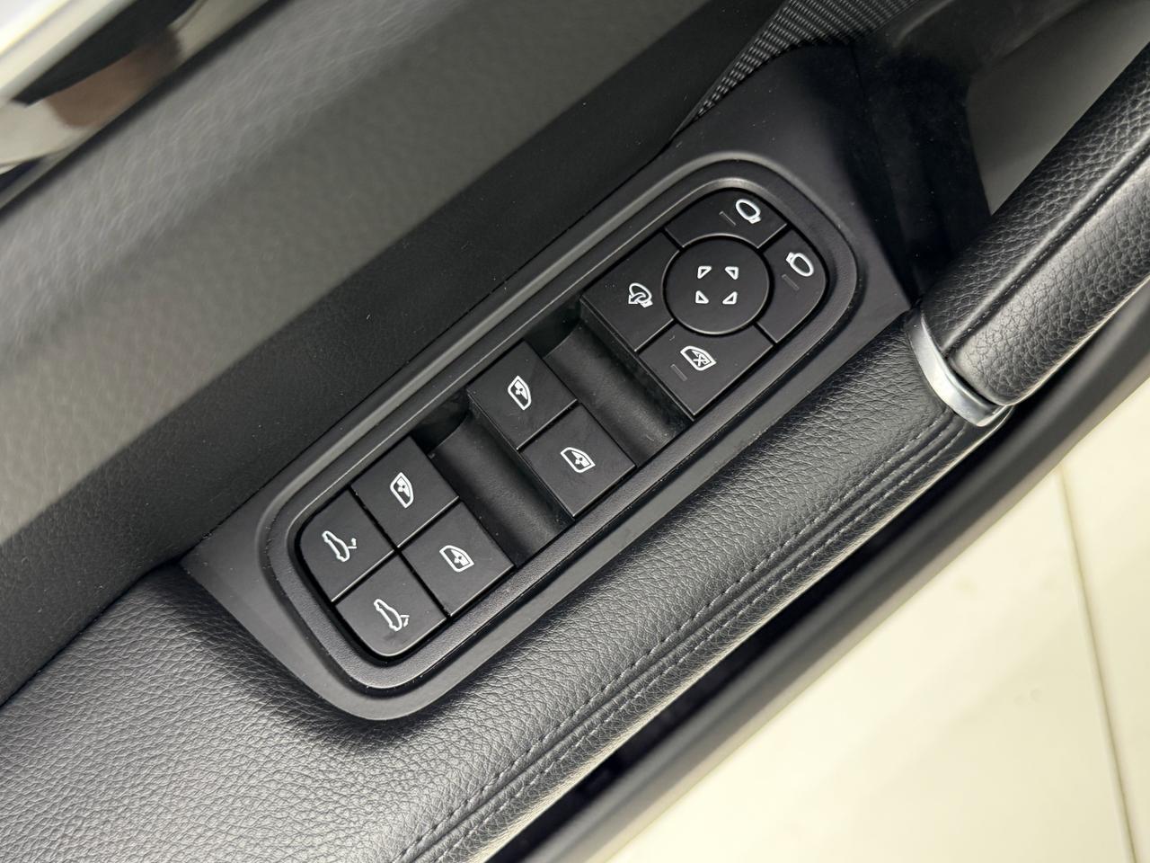2022 Porsche Cayenne Platinum Edition Newark DE