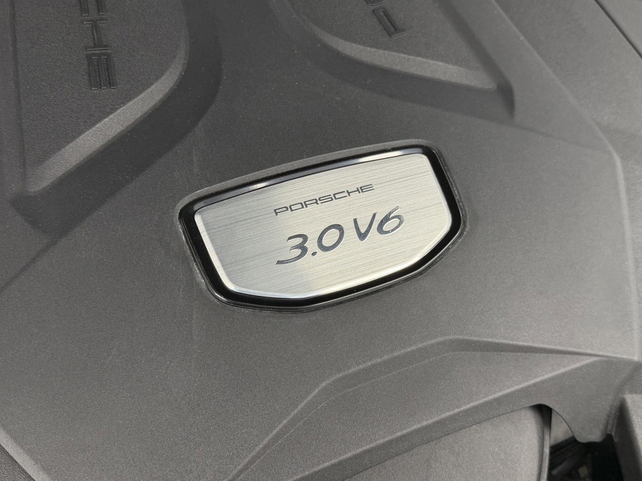 2022 Porsche Cayenne Platinum Edition Newark DE