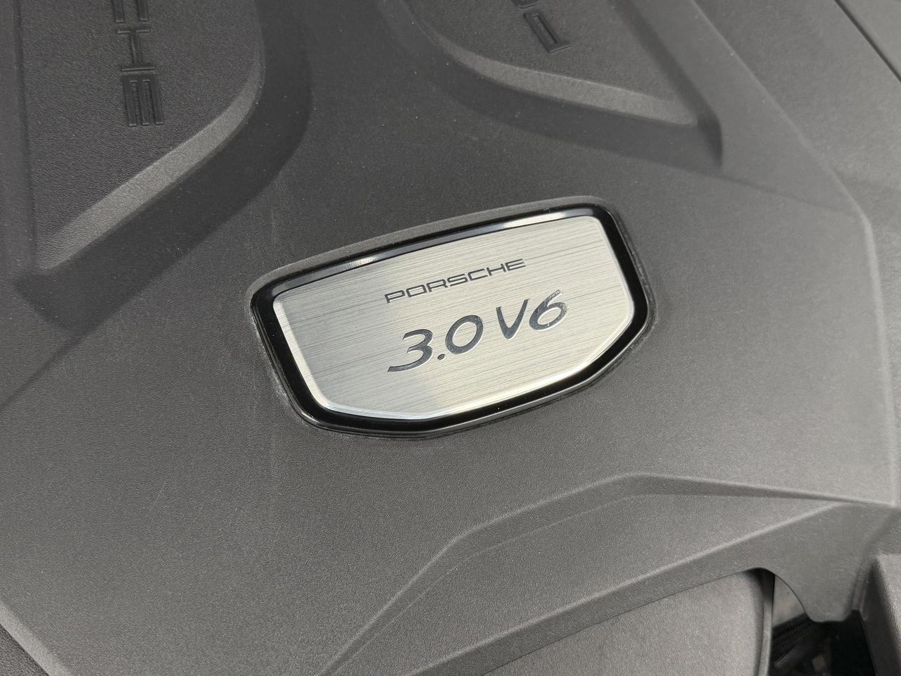 2022 Porsche Cayenne Platinum Edition Newark DE