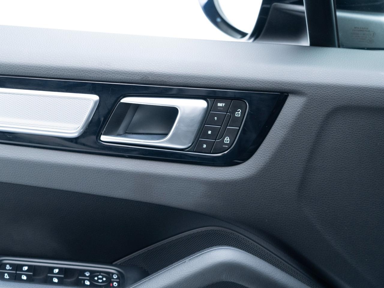 2022 Porsche Cayenne Platinum Edition Pompano Beach FL