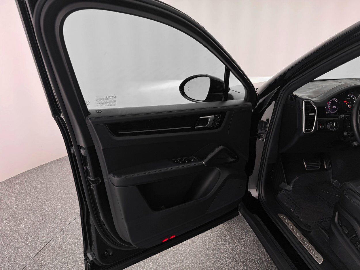 2022 Porsche Cayenne S Bellevue WA