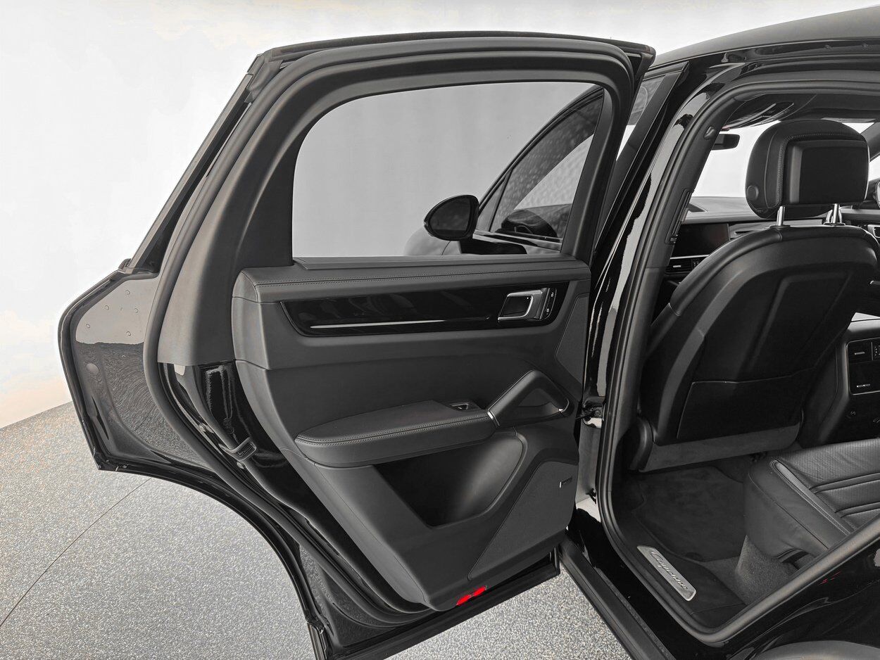 2022 Porsche Cayenne S Bellevue WA