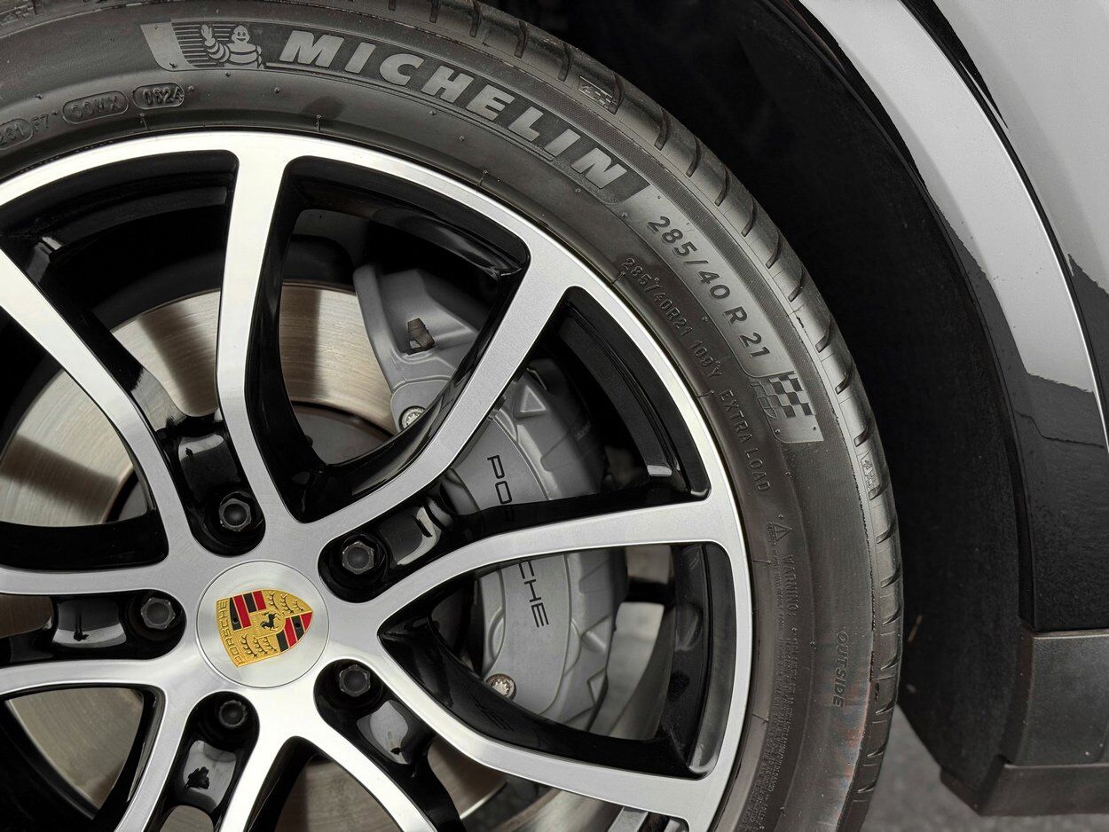 2022 Porsche Cayenne S Bellevue WA