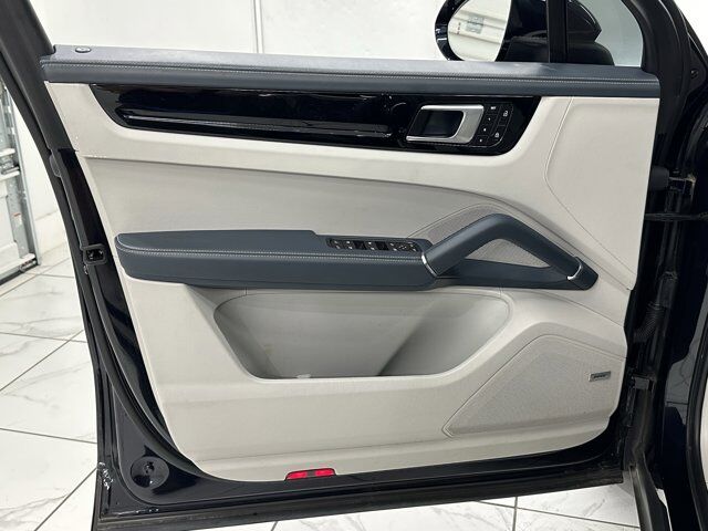 2022 Porsche Cayenne S Newark DE