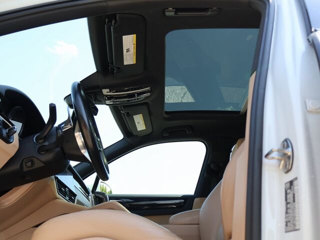 2022 Porsche Cayenne S Oshkosh WI