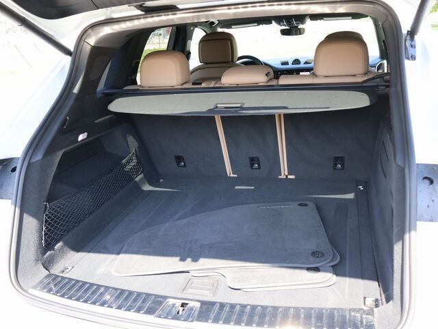2022 Porsche Cayenne S Oshkosh WI