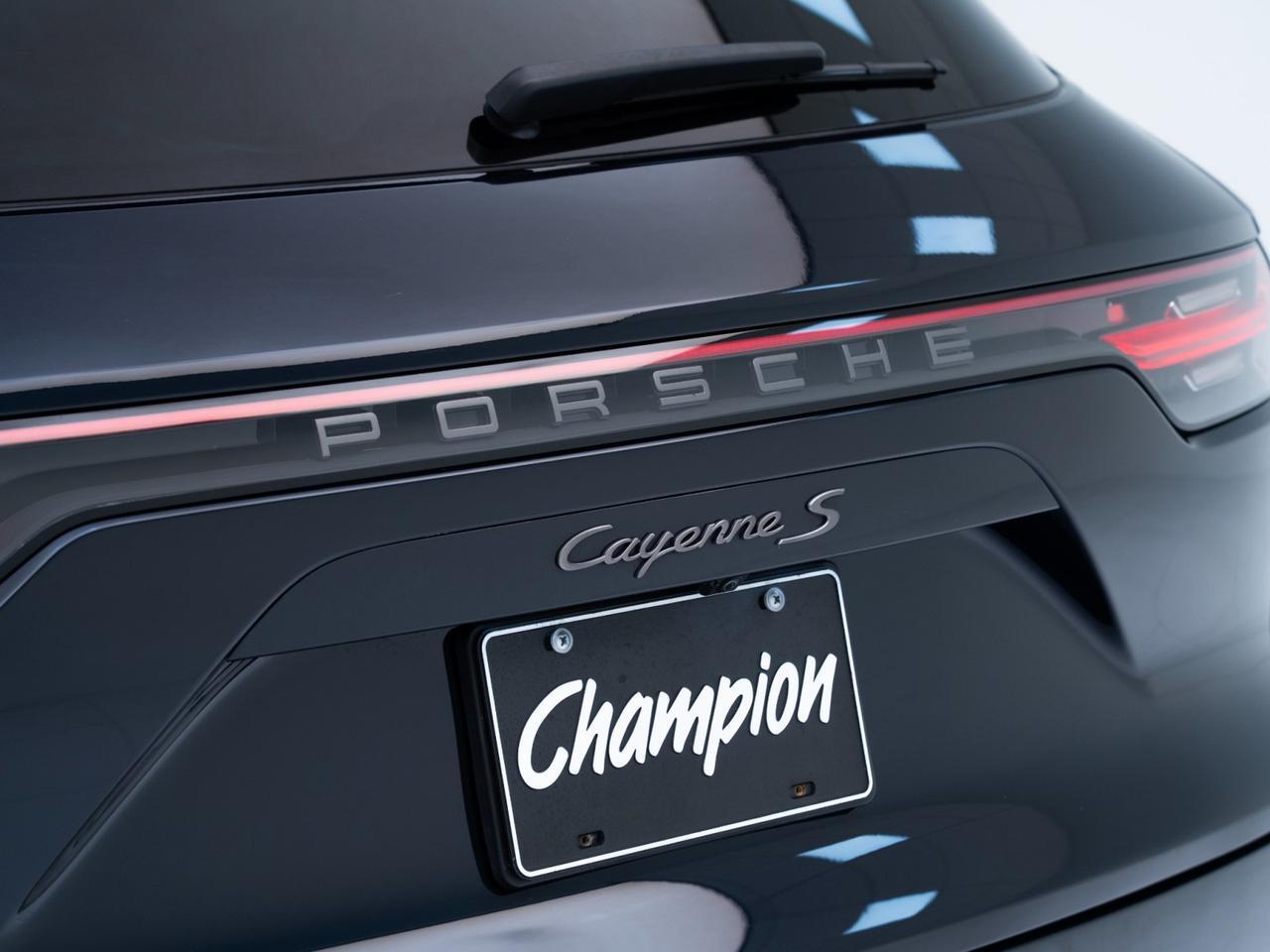 2022 Porsche Cayenne S Platinum Edition Pompano Beach FL