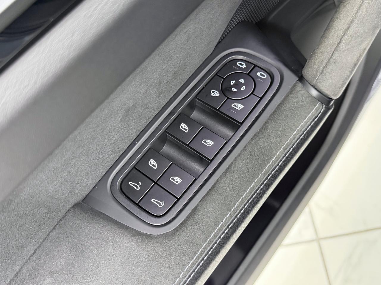 2022 Porsche Cayenne Turbo GT Newark DE