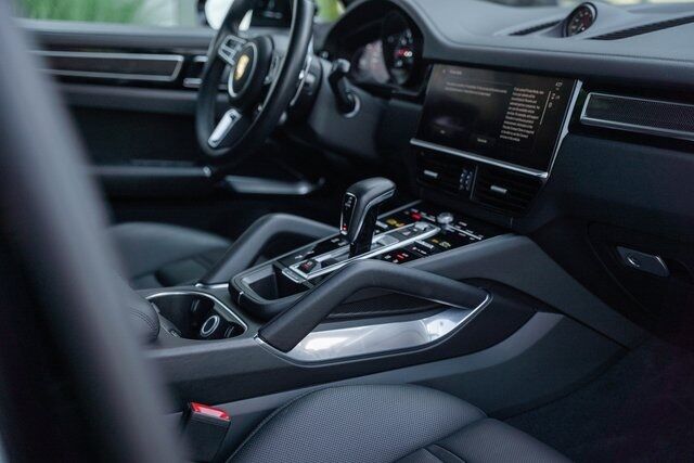 2022 Porsche Cayenne Turbo Paramus NJ