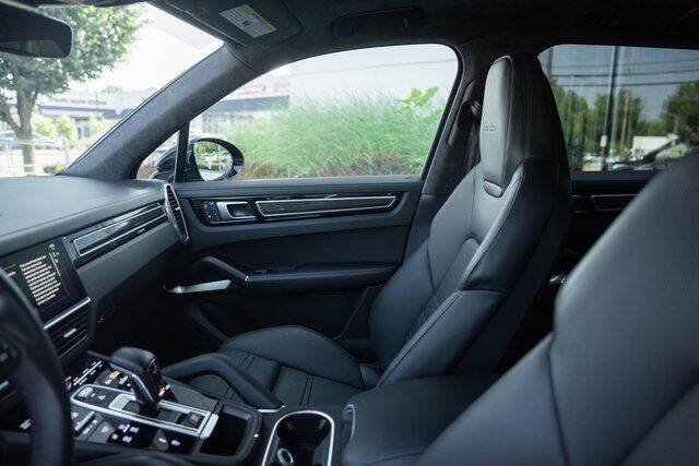 2022 Porsche Cayenne Turbo Paramus NJ