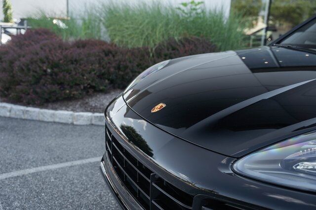 2022 Porsche Cayenne Turbo Paramus NJ