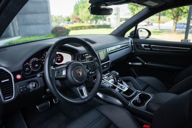 2022 Porsche Cayenne Turbo Paramus NJ