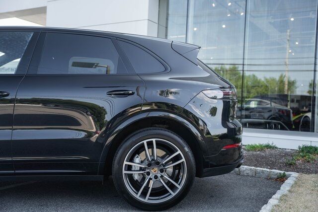 2022 Porsche Cayenne Turbo Paramus NJ