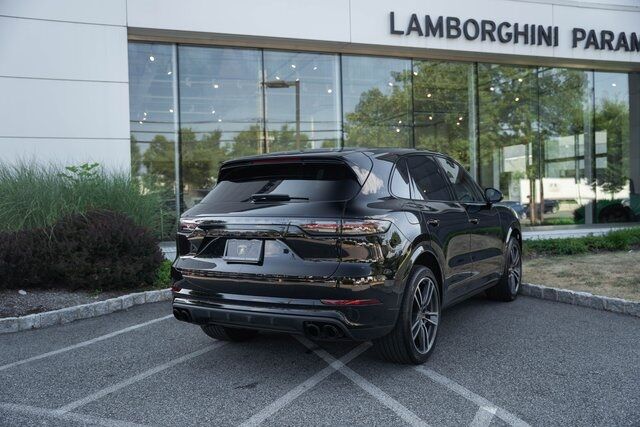2022 Porsche Cayenne Turbo Paramus NJ