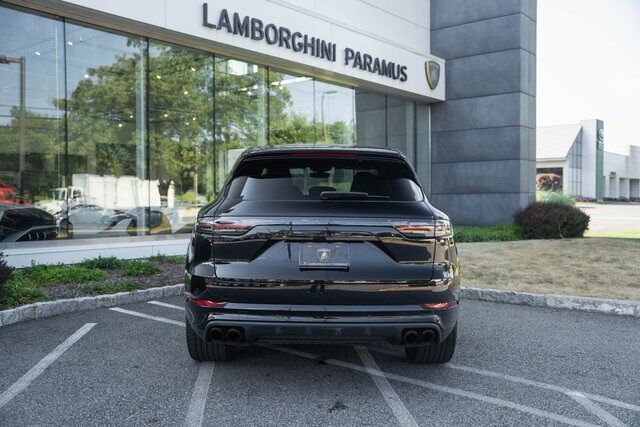 2022 Porsche Cayenne Turbo Paramus NJ
