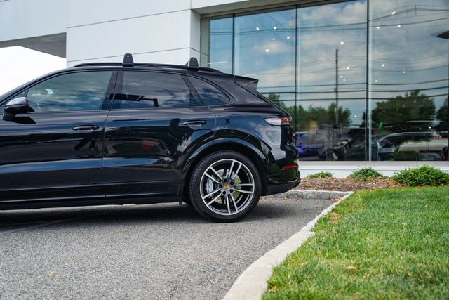2022 Porsche Cayenne Turbo Paramus NJ
