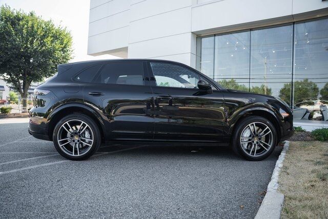 2022 Porsche Cayenne Turbo Paramus NJ