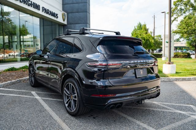 2022 Porsche Cayenne Turbo Paramus NJ