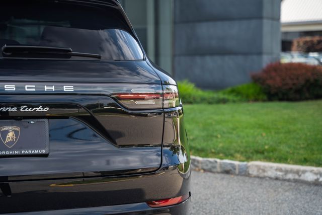 2022 Porsche Cayenne Turbo Paramus NJ