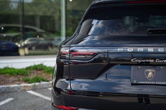 2022 Porsche Cayenne Turbo Paramus NJ