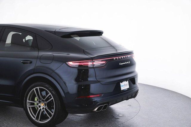 2022 Porsche Cayenne Turbo S E-Hybrid Bellevue WA