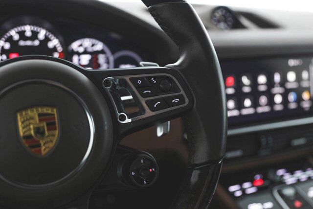 2022 Porsche Cayenne Turbo S E-Hybrid Bellevue WA