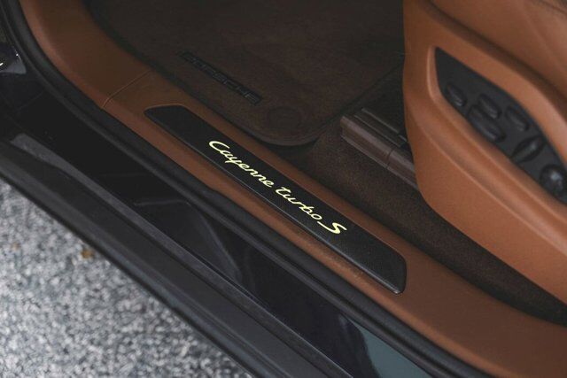 2022 Porsche Cayenne Turbo S E-Hybrid Bellevue WA