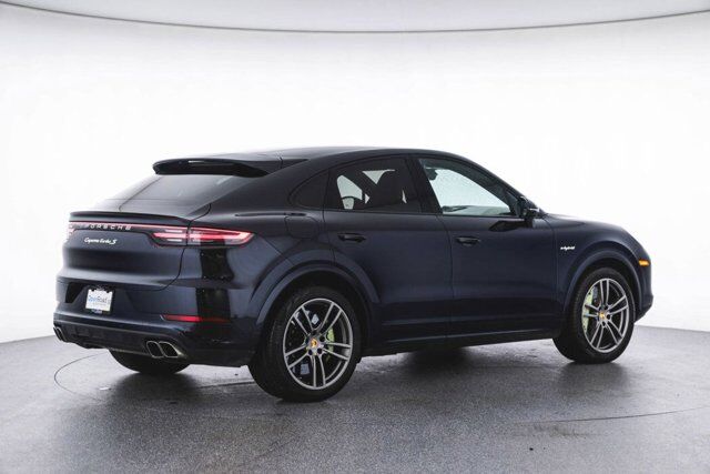 2022 Porsche Cayenne Turbo S E-Hybrid Bellevue WA