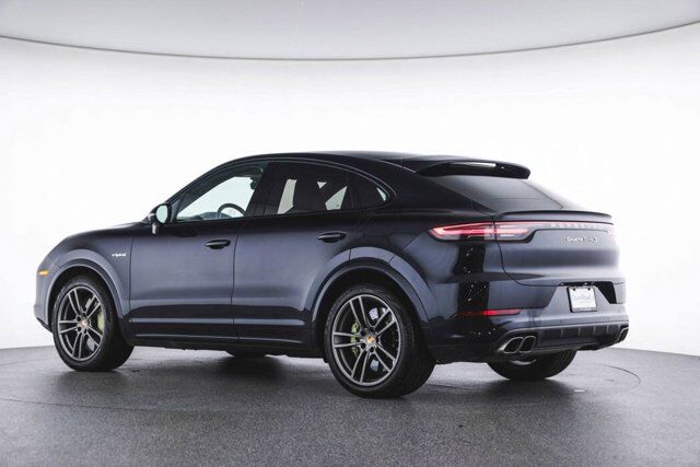 2022 Porsche Cayenne Turbo S E-Hybrid Bellevue WA
