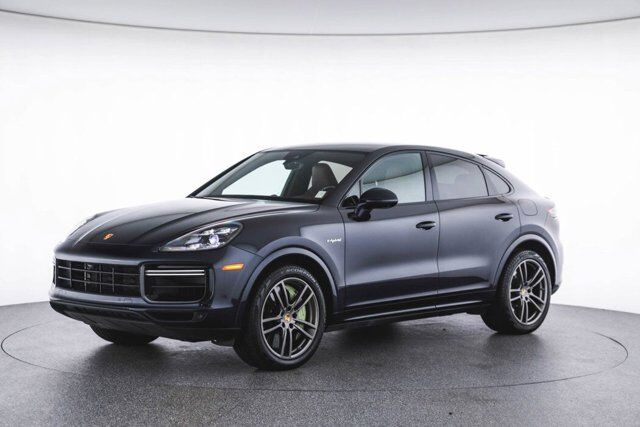 2022 Porsche Cayenne Turbo S E-Hybrid Bellevue WA