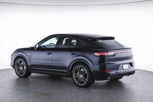 2022 Porsche Cayenne Turbo S E-Hybrid Bellevue WA
