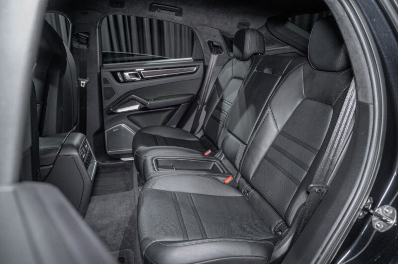 2022 Porsche Cayenne Turbo SUV Irving TX