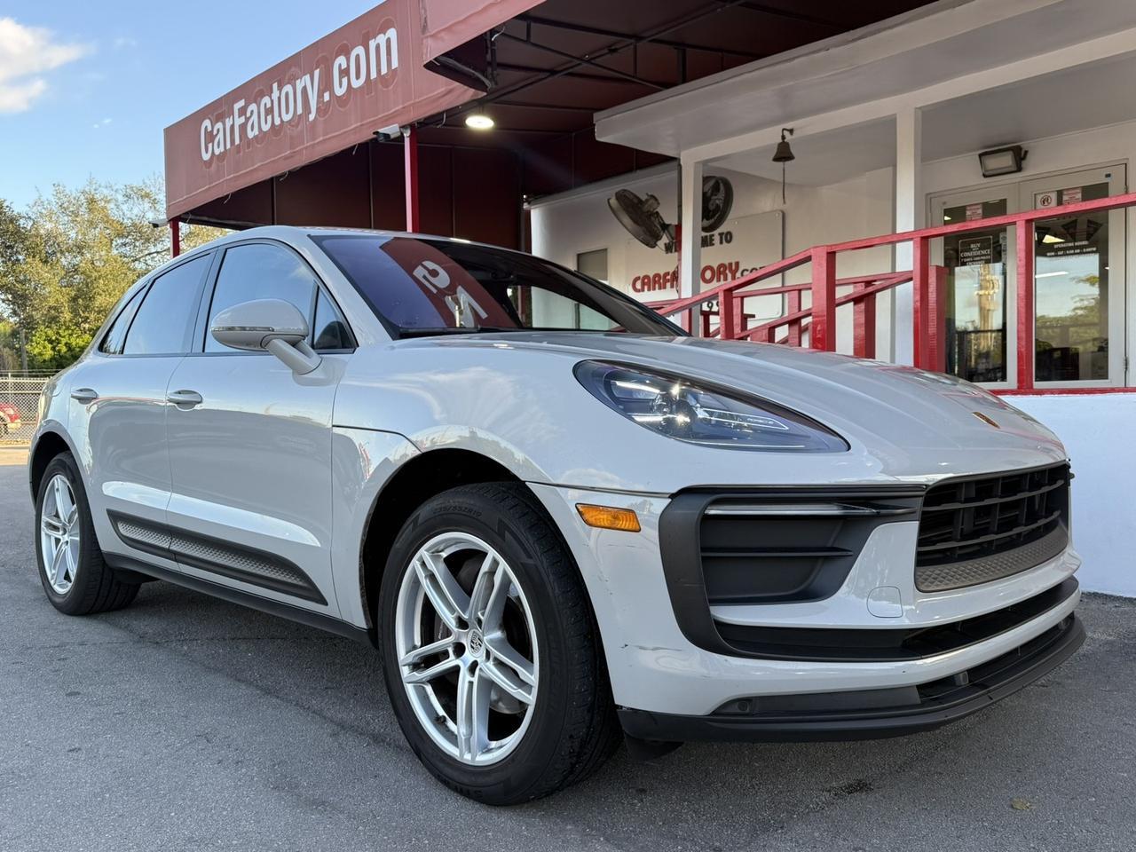 2022 Porsche Macan Hollywood FL