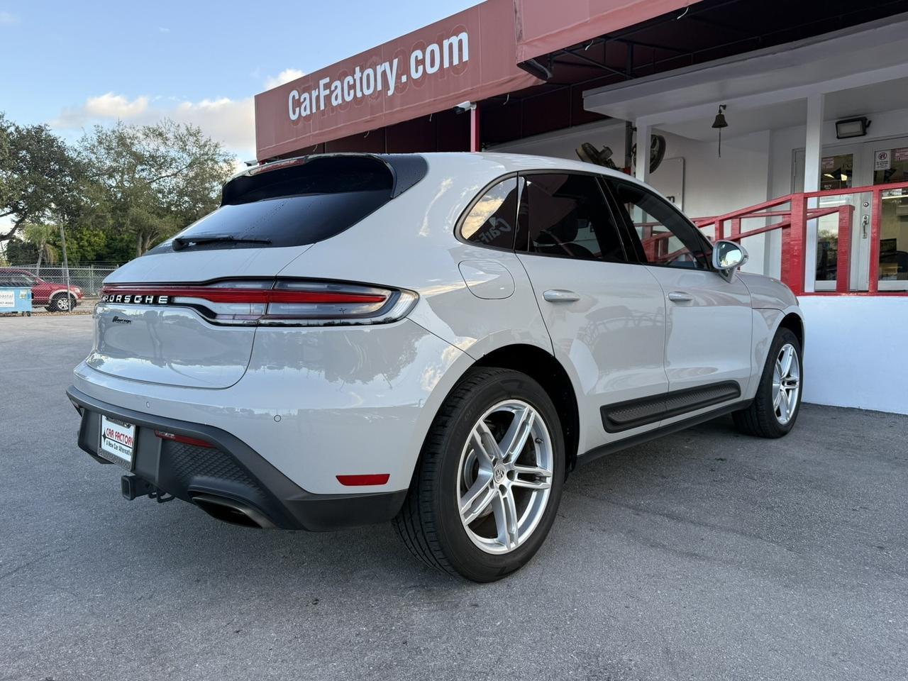 2022 Porsche Macan Hollywood FL