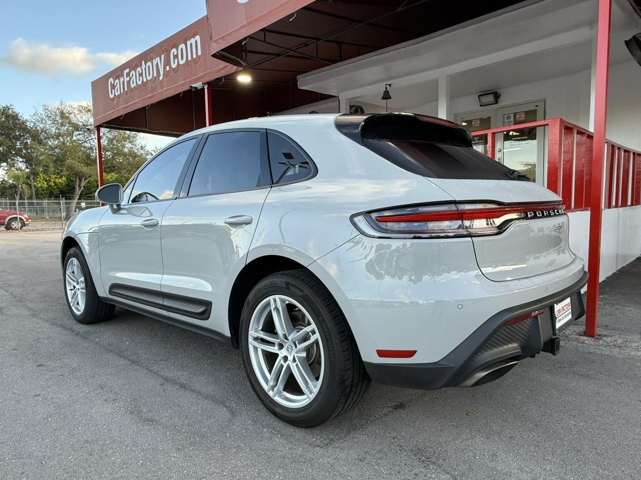 2022 Porsche Macan Hollywood FL