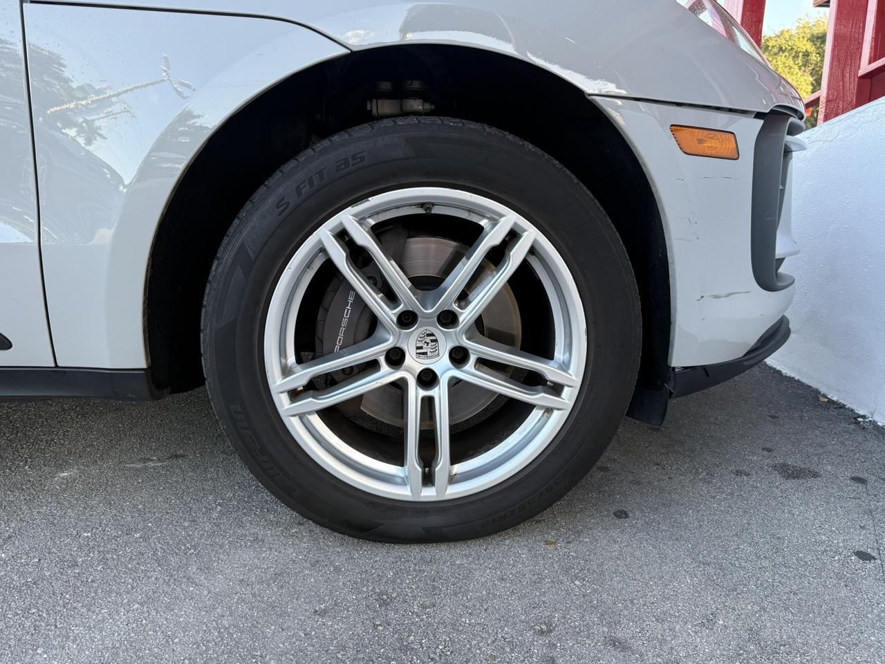 2022 Porsche Macan Hollywood FL