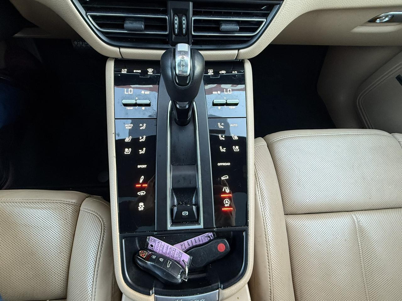 2022 Porsche Macan Hollywood FL