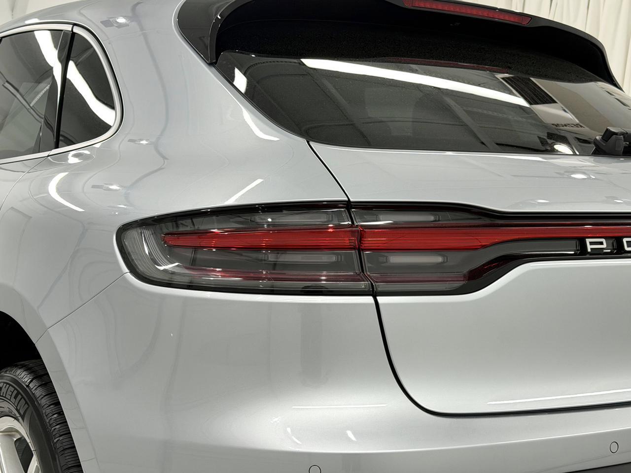 2022 Porsche Macan Newark DE