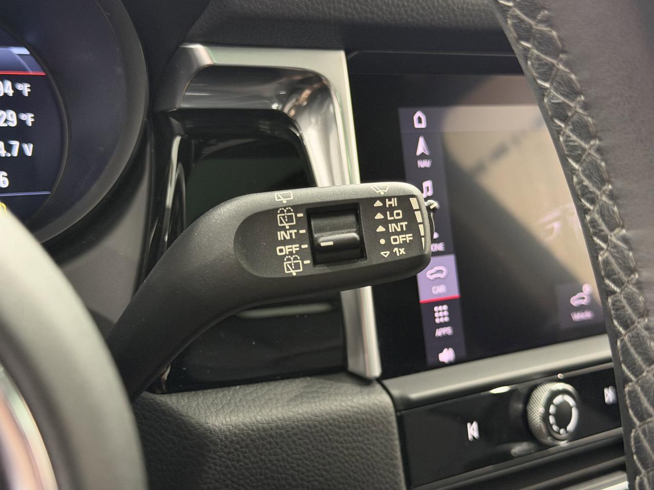 2022 Porsche Macan Newark DE