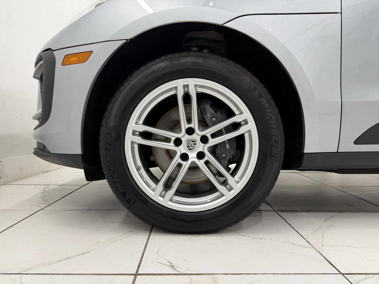 2022 Porsche Macan Newark DE