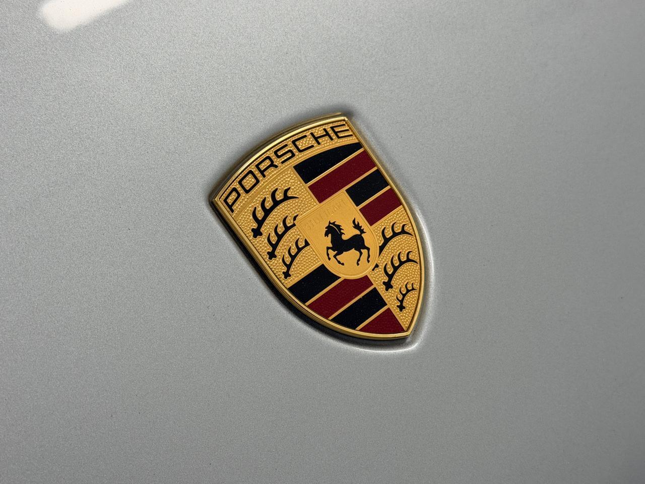 2022 Porsche Macan Newark DE