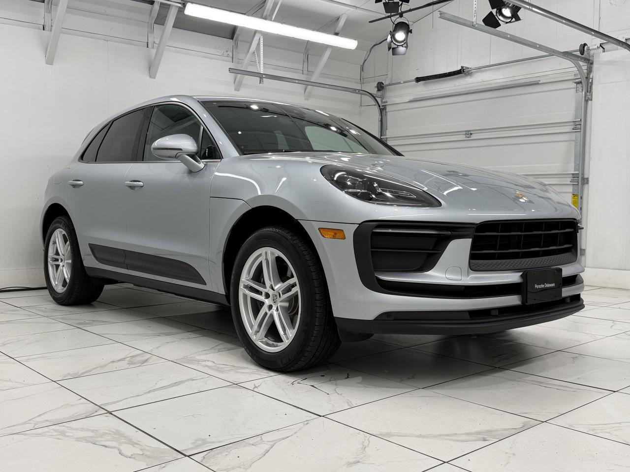 2022 Porsche Macan Newark DE