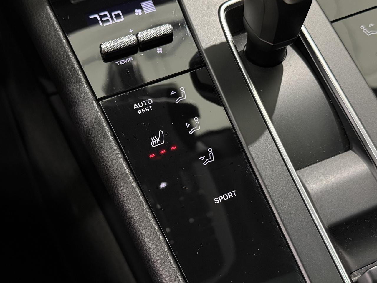 2022 Porsche Macan Newark DE