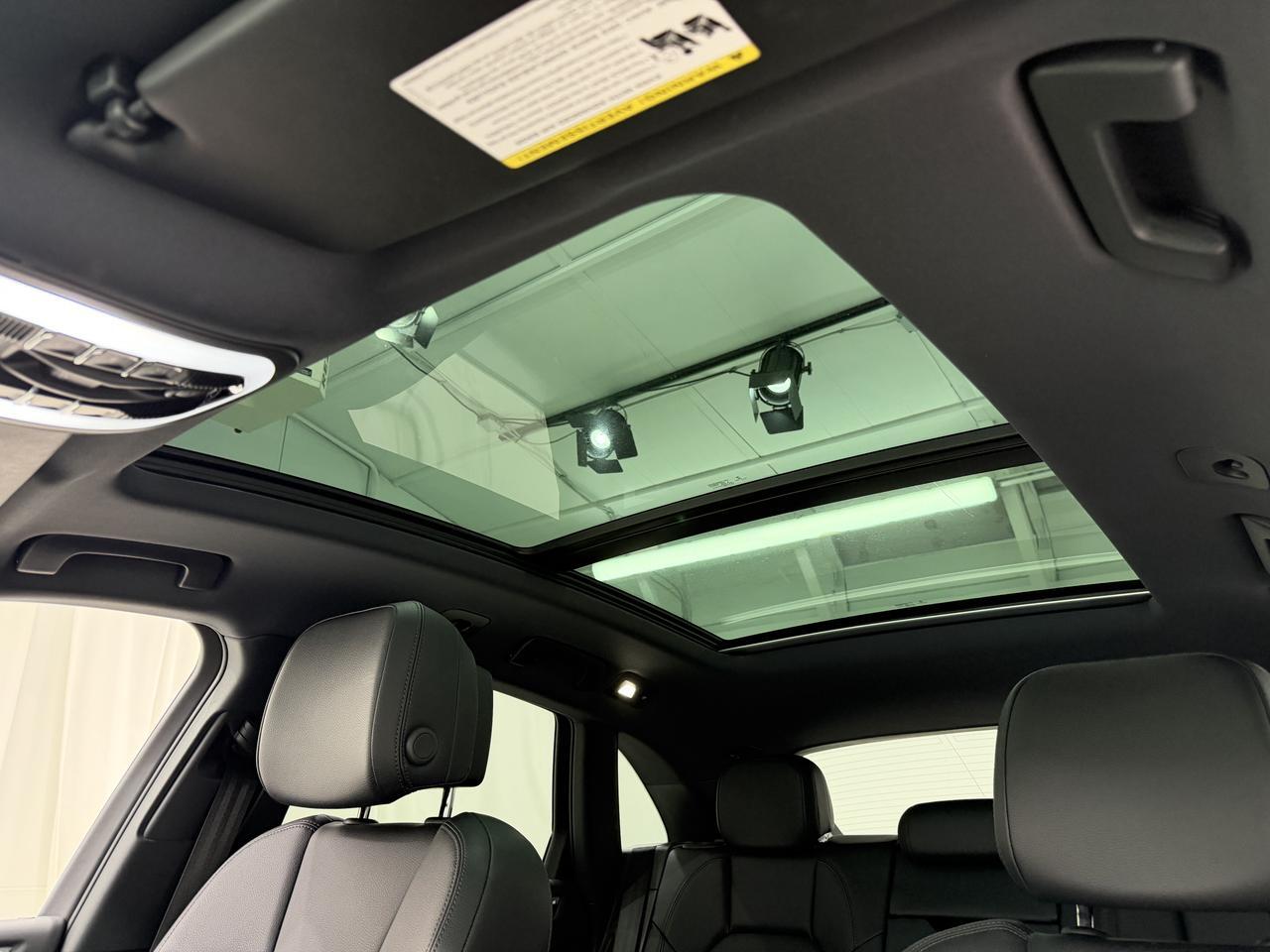 2022 Porsche Macan Newark DE