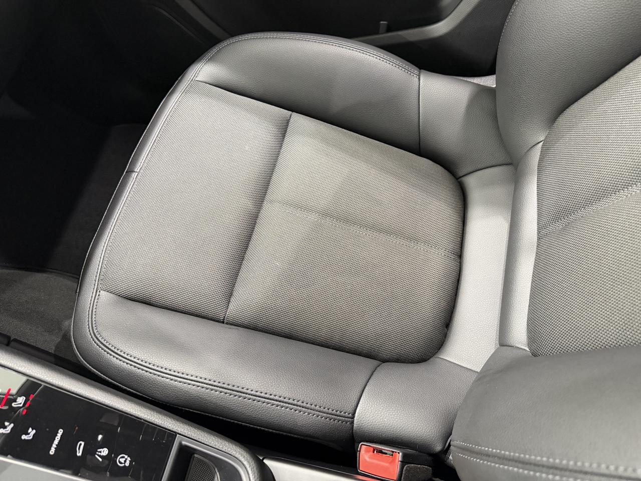 2022 Porsche Macan Newark DE