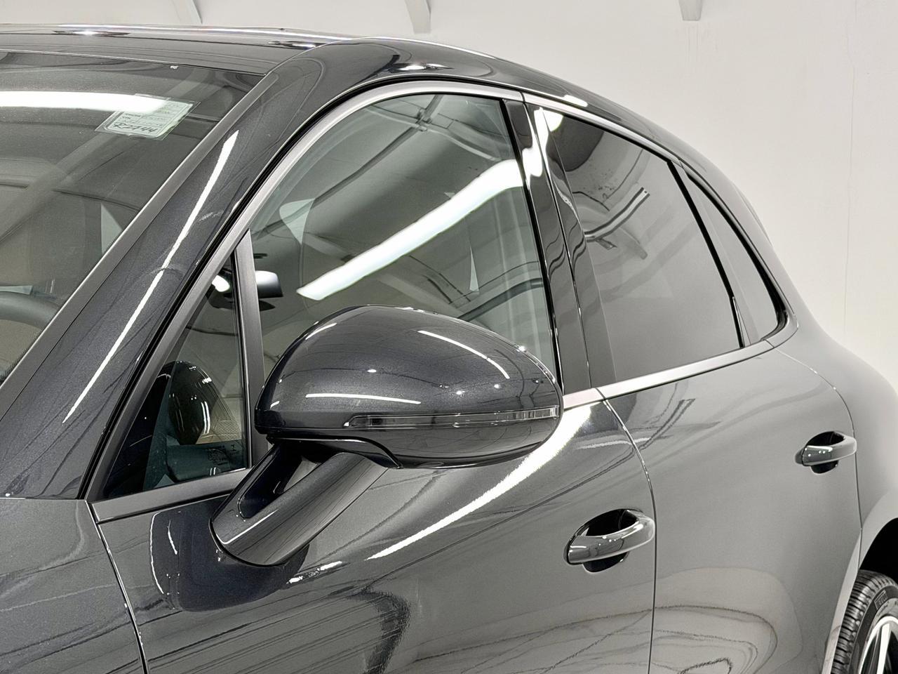 2022 Porsche Macan Newark DE