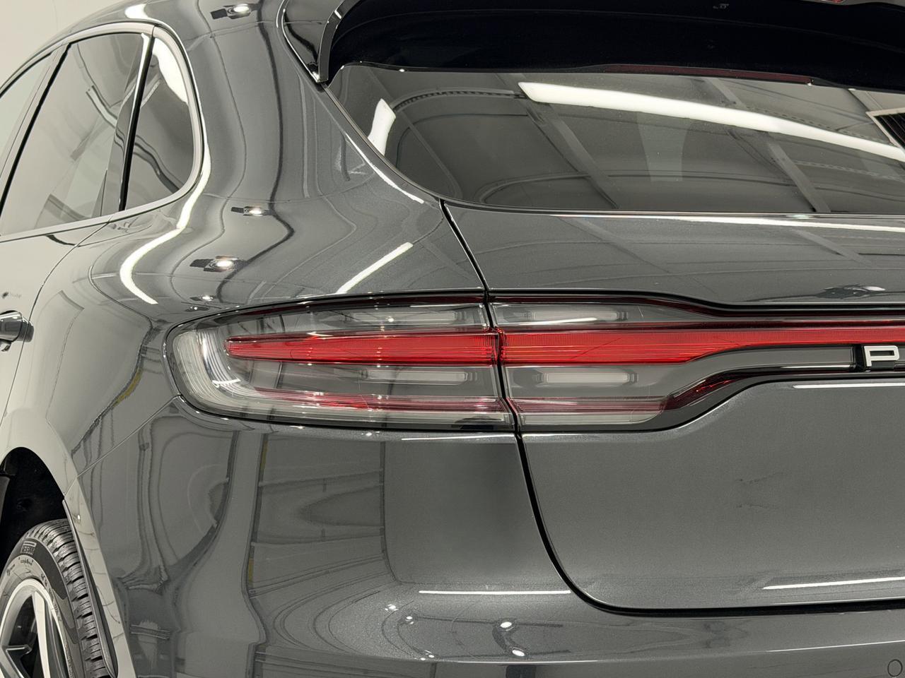 2022 Porsche Macan Newark DE